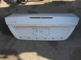 Mercedes Benz - Deck lid - 211